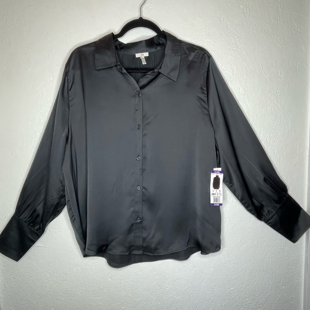 NWT Joie Limited Edition Women’s Satin Long Sleeve Button Up Blouse XXL Black - Picture 3 of 11